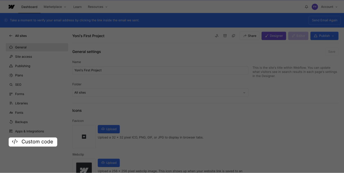 Screenshot of the custom code button highlighted.